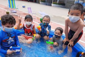 Semana das Crianças: A tarde na Piscina